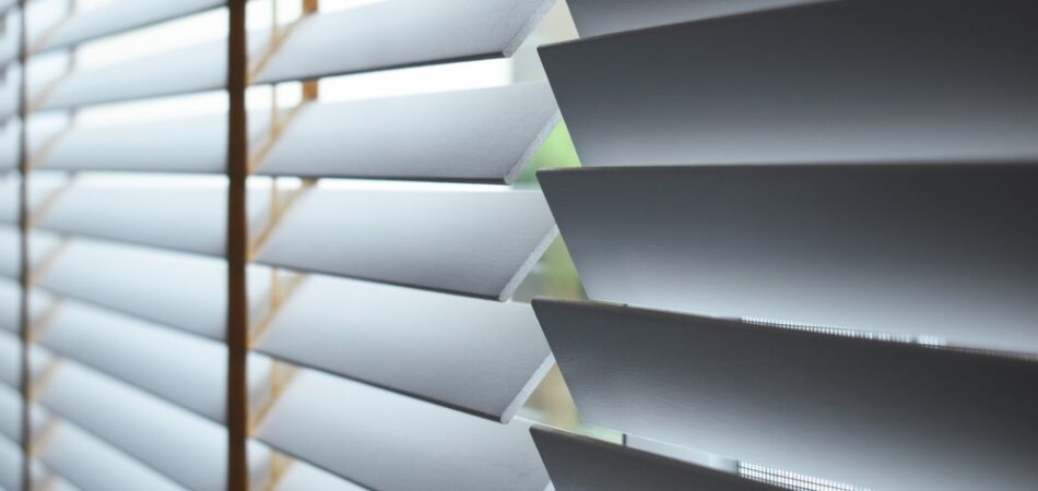 White,window,blinds,in,home,,object,for,decorate,interior,of