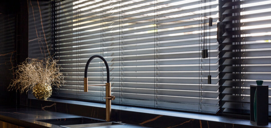 What Types of Window Shades Are Available?